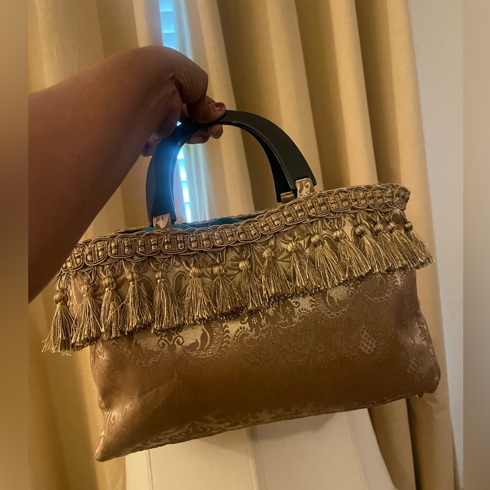 D.L. Rhein please check all picture of condition